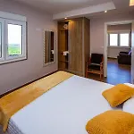 Tourinan Mar *
