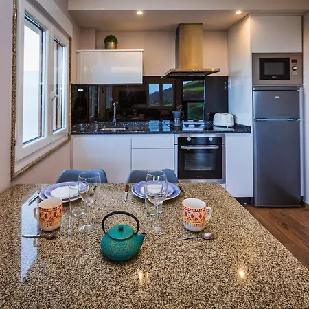 Tourinan Mar Apartment